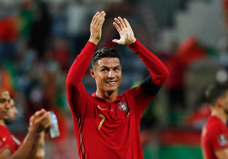 Ở tuổi 37, Ronaldo vẫn là tâm điểm của giới truyền thông mỗi khi xuất hiện
