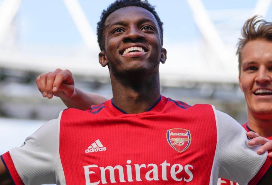 Arsenal thành công giữ chân Eddie Nketiah