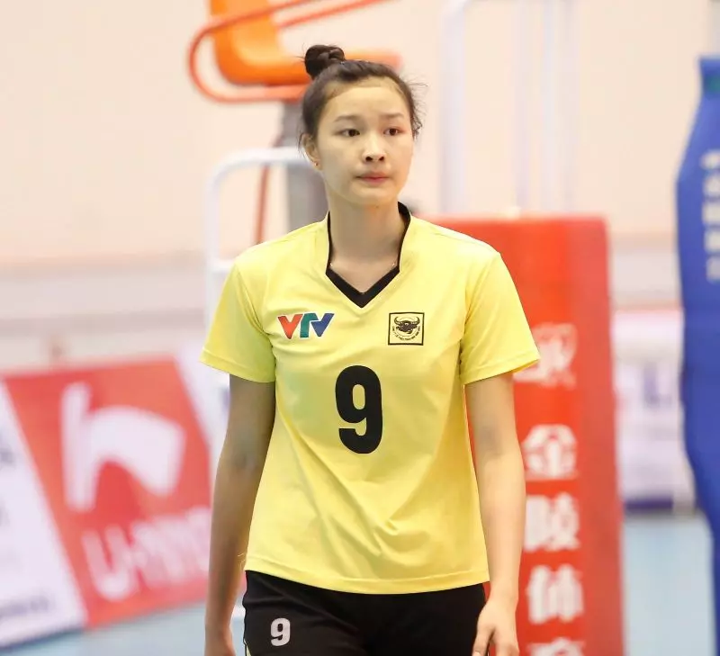 Cầu thủ bóng chuyền nữ xinh đẹp trong đội tuyển Việt Nam