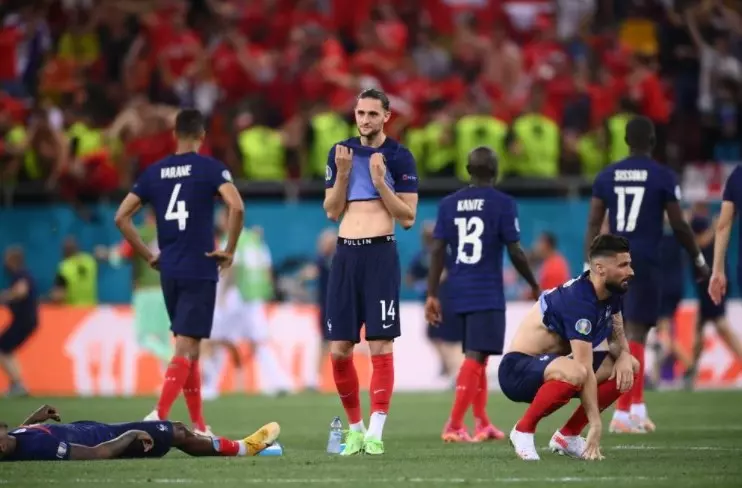 Quả penalty sút hỏng của Mbappe khiến Pháp thua Thụy Sĩ tại Euro 2020