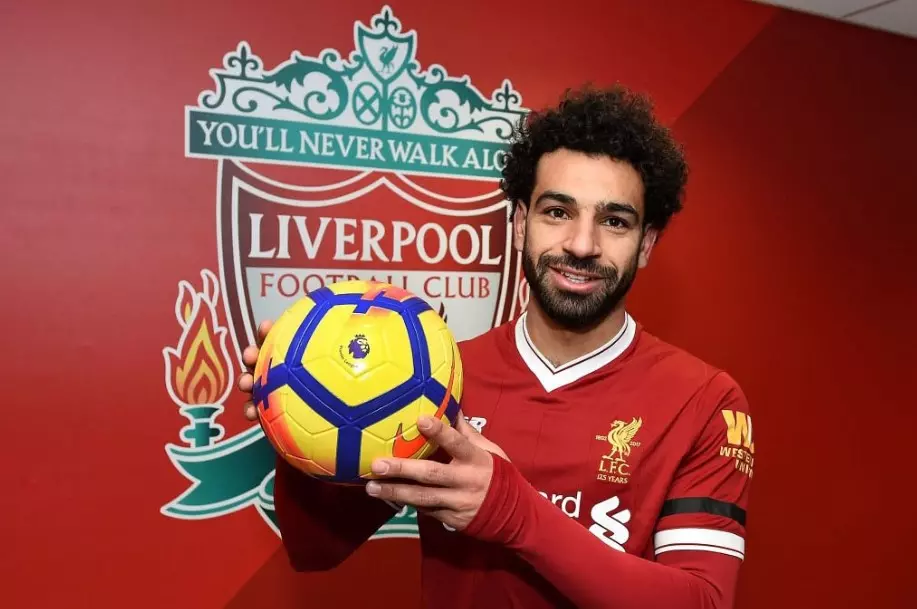 Tiền đạo Mohamed Salah chính thức ở lại Liverpool đến năm 2025