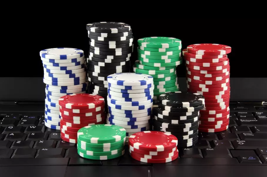 Philippines đưa ra dự luật cấm cờ bạc trực tuyến