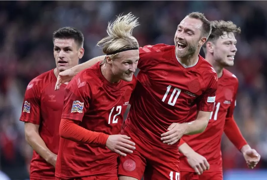 Đan Mạch vừa để thua Đương kim vô địch Pháp