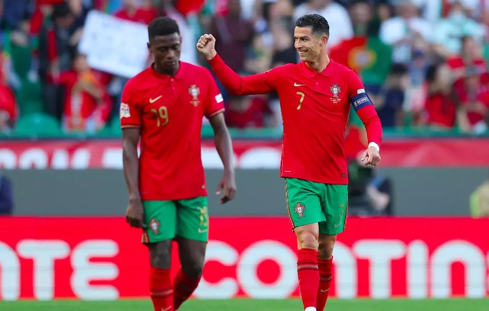 Bồ Đào Nha đánh bại Uruguay 2-0 ở trận thứ hai