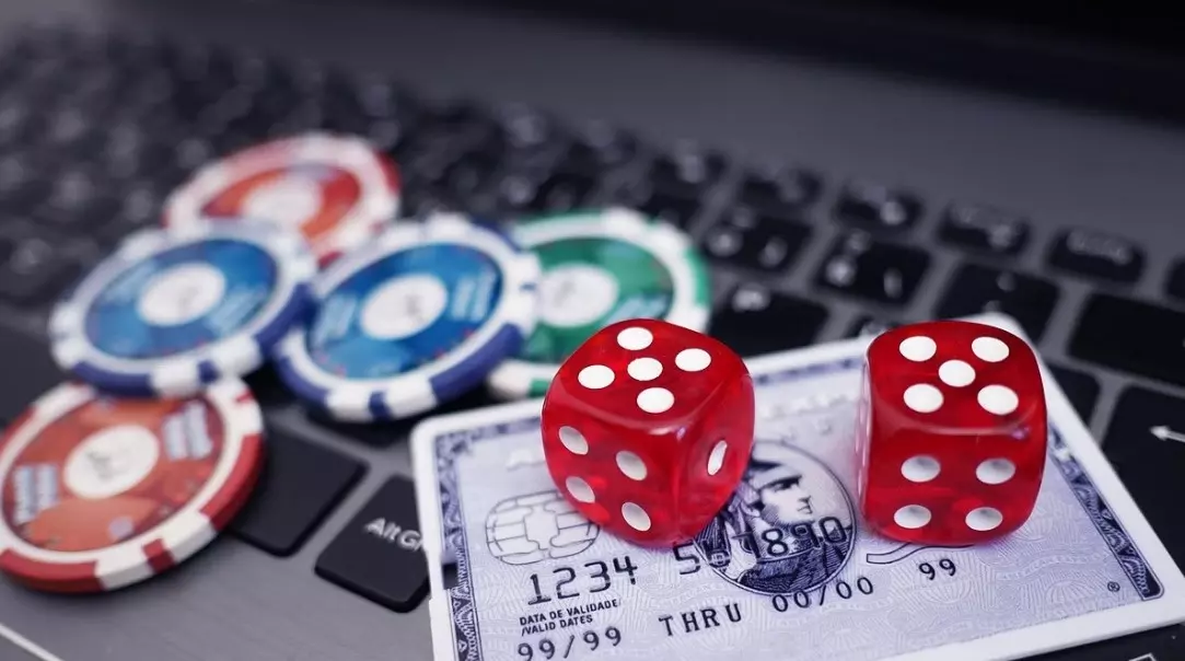 Cảnh sát Thái Lan bị cáo buộc điều hành cờ bạc trực tuyến bất hợp pháp